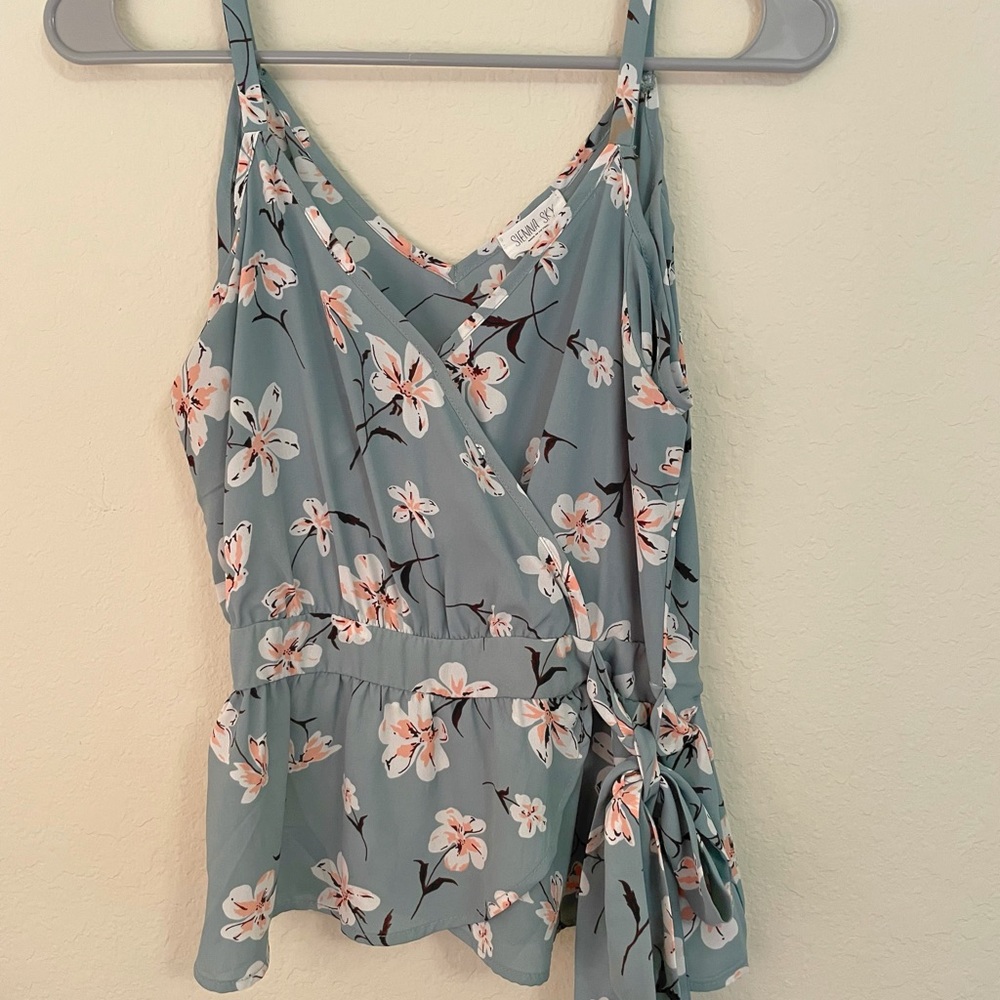 Floral spring/summer tank top size small spaghetti straps with sleeves.
